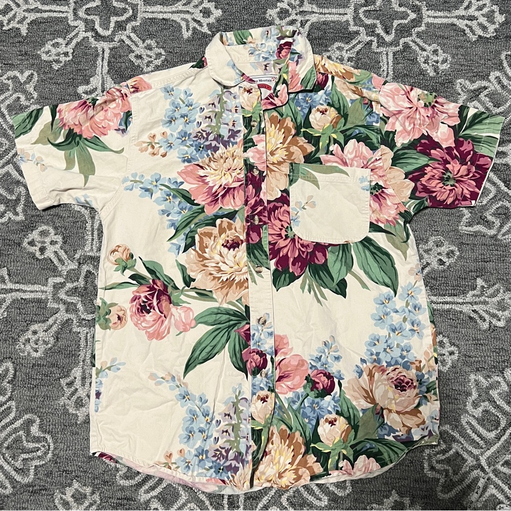 Vintage Red Ridge Mountain Outfitters Floral Button Up